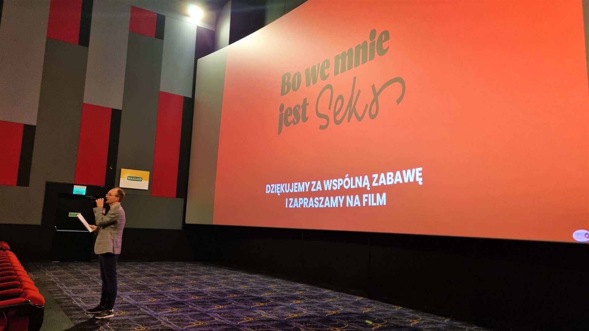 konferansjer Mikołaj Basiński w Cinema City